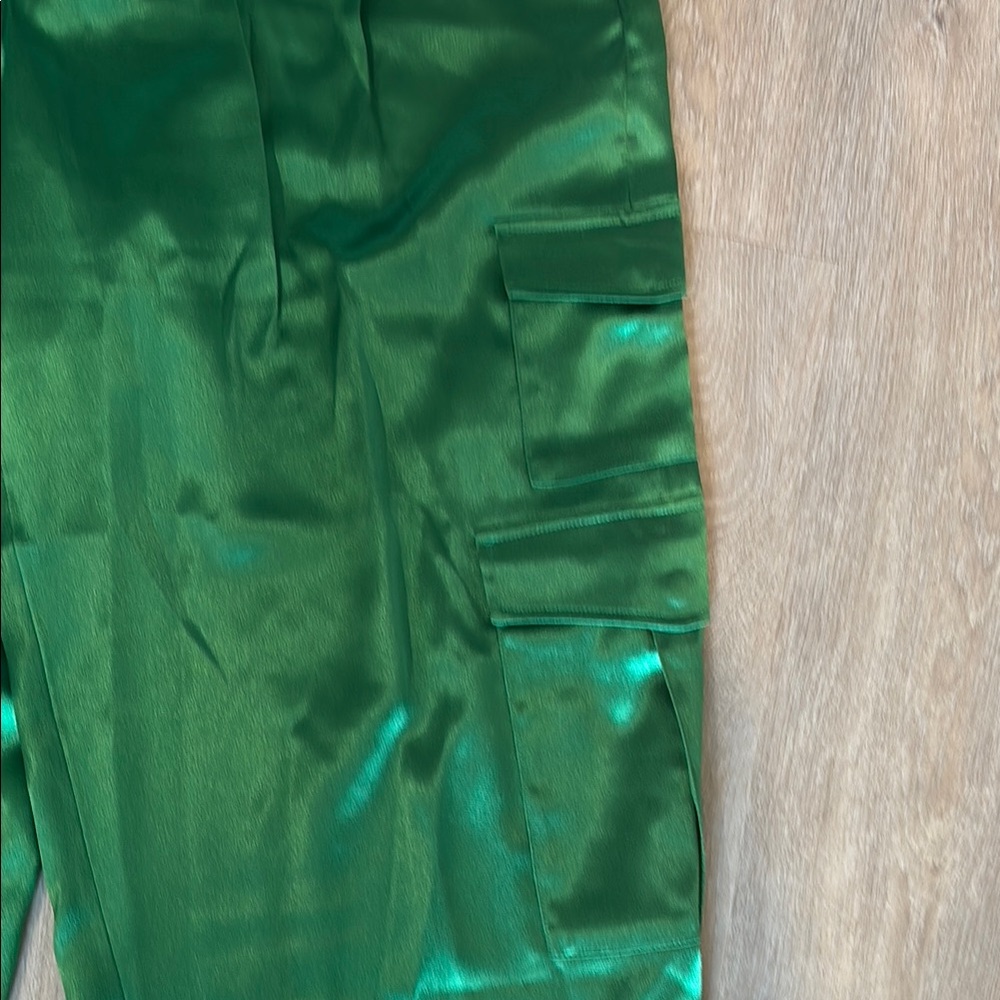 a new day sz 12 Green Satin Cargo Pants - Picture 2 of 3